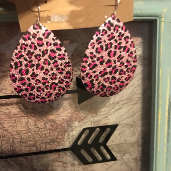 Vintage Jewelry - Earrings